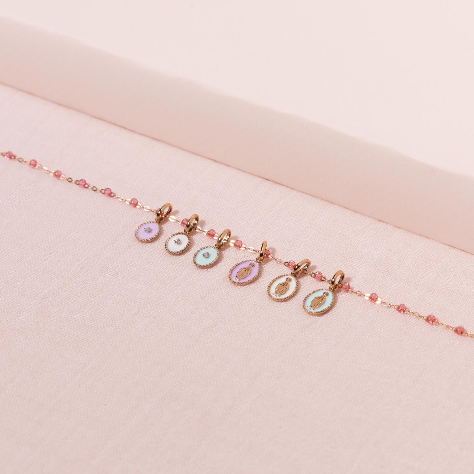 pendentif gigi clozeau